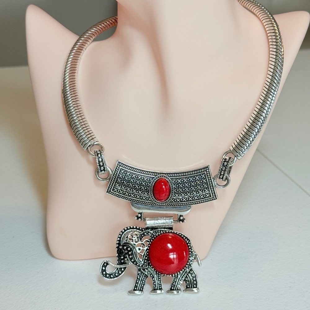 ⚜️ Silver and Red Elephant Jewelry Set - Picture 11 of 11